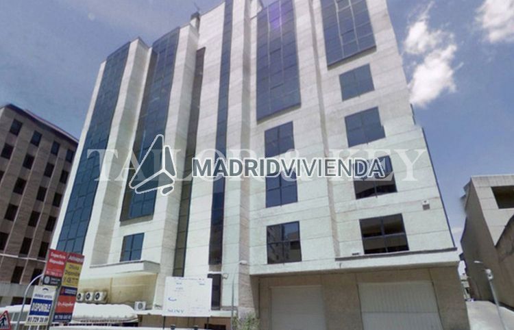 oficina en venta en Las Tablas (Distrito Fuencarral. Madrid Capital) por 2.200.000 €