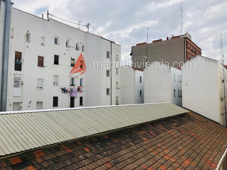 piso en venta en Chopera (Distrito Arganzuela. Madrid Capital) por 700 €