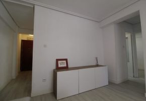 piso en alquiler en Peñagrande (Distrito Fuencarral. Madrid Capital) por 875 €