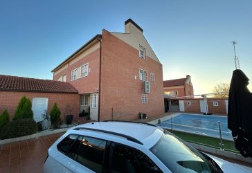 chalet adosado en venta en Rinconada (Alcalá De Henares) por 510.000 €