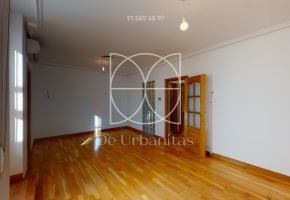 ático en venta en Justicia (Distrito Centro. Madrid Capital) por 675.000 €