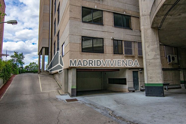 oficina en venta en Las Tablas (Distrito Fuencarral. Madrid Capital) por 1.100.000 €