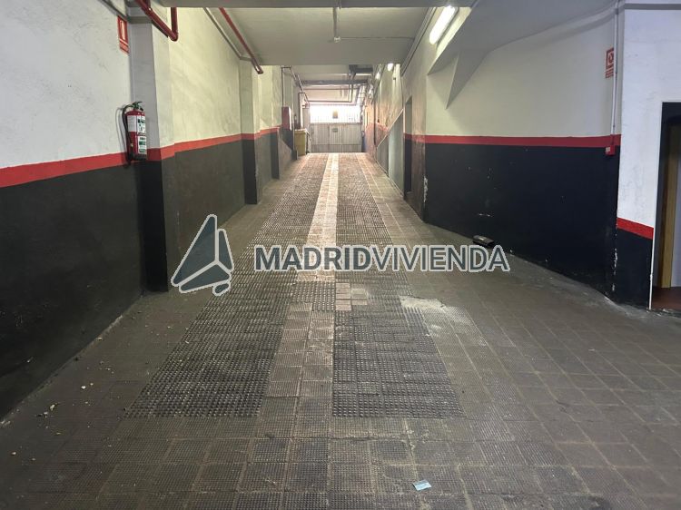 garaje en venta en Palos de Moguer (Distrito Arganzuela. Madrid Capital) por 13.000 €