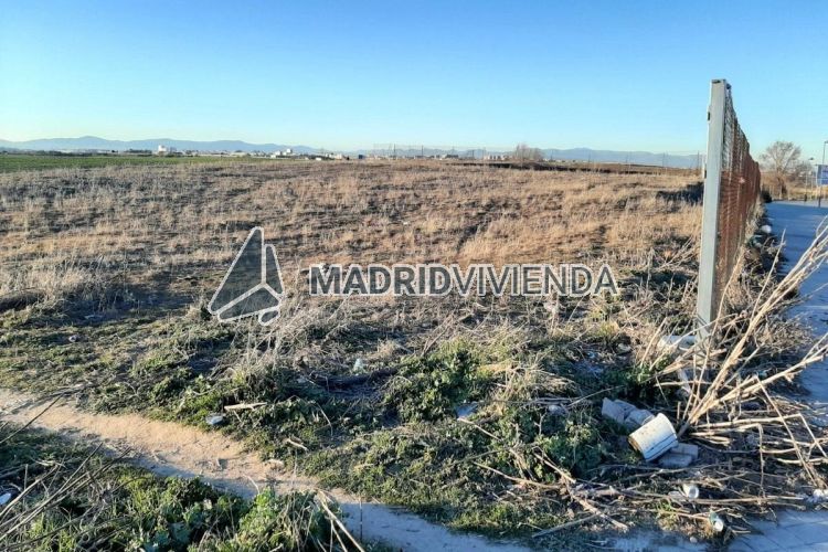 terreno en venta en Valdepelayo-Montepinos-Arroyo Culebro (Leganés) por 886.000 €