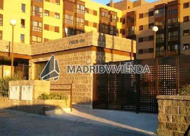 garaje en venta en Rejas (Distrito San Blas. Madrid Capital) por 14.900 €