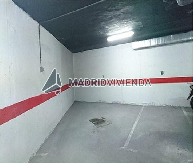 garaje en venta en Valdeacederas (Distrito Tetuán. Madrid Capital) por 13.500 €