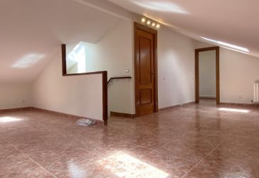 casa / chalet en alquiler en Valdecabañas por 5.500 €