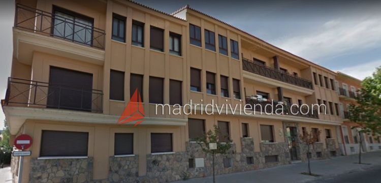 garaje en venta en Manzanares El Real por 5.000 €