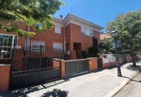 casa / chalet en venta en Centro (Villaviciosa De Odón) por 470.000 €