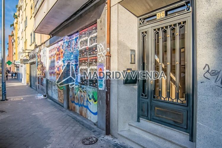 nave / local en venta en San Isidro (Distrito Carabanchel. Madrid Capital) por 325.000 €