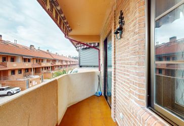 chalet pareado en venta en El Pilar-Bripac (Alcalá De Henares) por 449.990 €