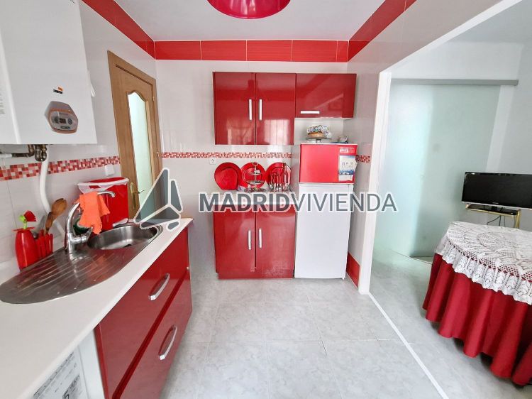 casa / chalet en venta en Concepción (Distrito Ciudad Lineal. Madrid Capital) por 700.000 €