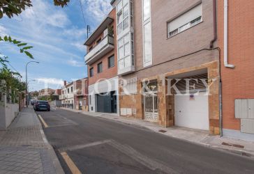 dúplex en alquiler en Canillas (Distrito Hortaleza. Madrid Capital) por 1.500 €