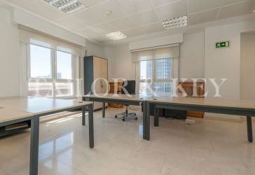 oficina en venta en Cuatro Caminos (Distrito Tetuán. Madrid Capital) por 1.400.000 €