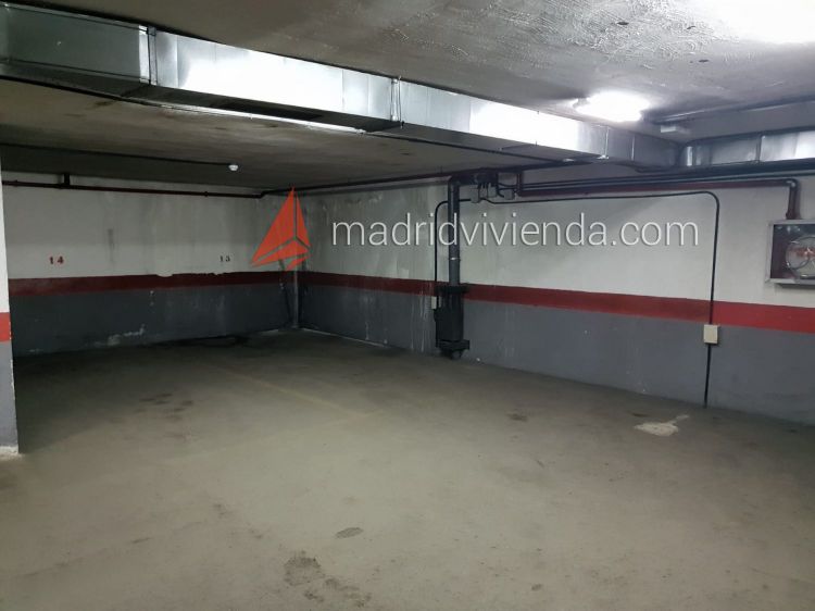 garaje en venta en Valdezarza (Distrito Moncloa. Madrid Capital) por 18.000 €