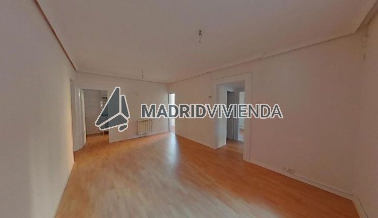 piso en venta en Los Ángeles (Distrito Villaverde. Madrid Capital) por 92.500 €