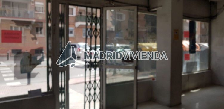 nave / local en alquiler en Ventas (Distrito Ciudad Lineal. Madrid Capital) por 1.100 €