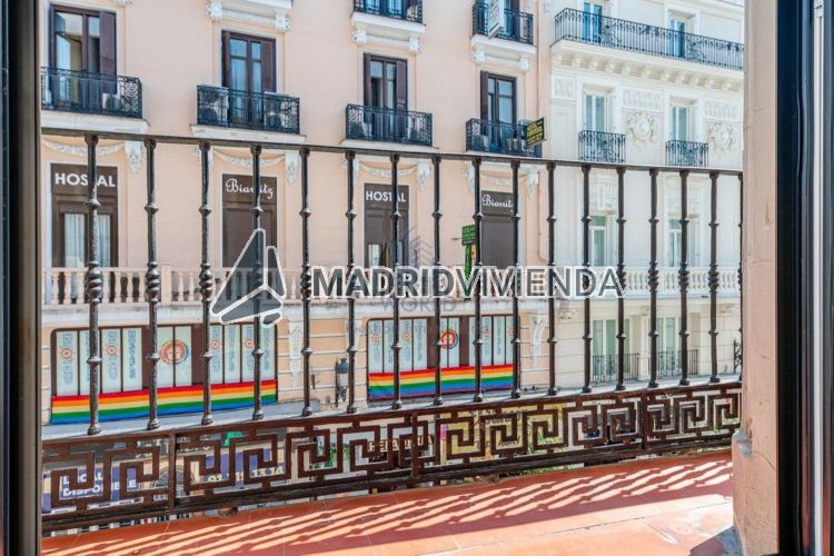 piso en venta en Cortes (Distrito Centro. Madrid Capital) por 899.000 €