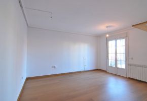 piso en venta en Los llanos-Valle pardo (Villanueva Del Pardillo) por 240.000 €