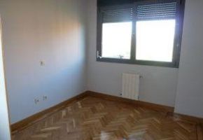 piso en alquiler en Urbanización de La Moraleja (La Moraleja) por 2.400 €