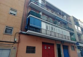venta de piso en valdeacederas, Madrid