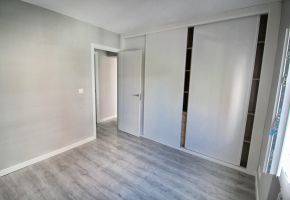 piso en alquiler en Barrio del Pilar (Distrito Fuencarral. Madrid Capital) por 850 €