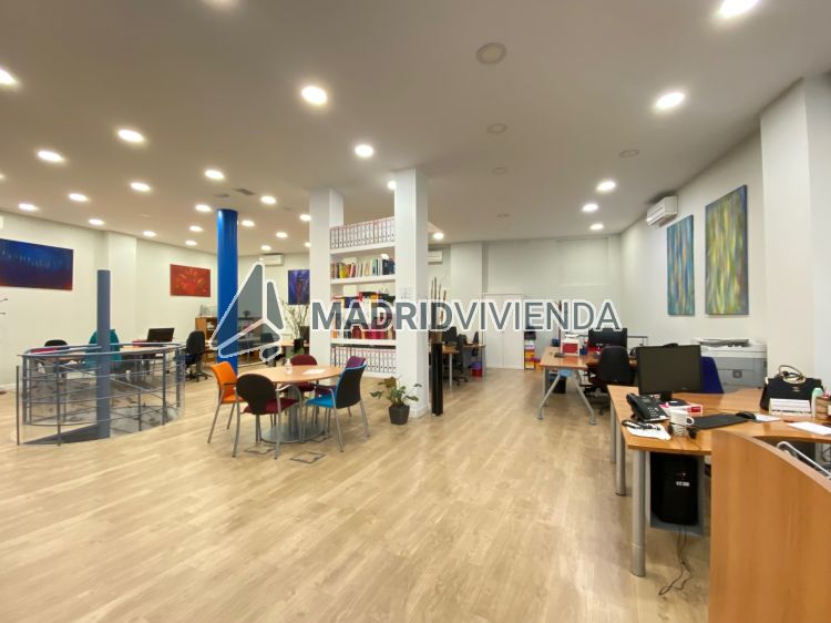 oficina en alquiler en Sol (Distrito Centro. Madrid Capital) por 1.000 €