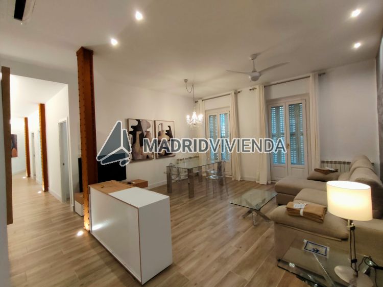 piso en alquiler en Embajadores (Distrito Centro. Madrid Capital) por 3.600 €