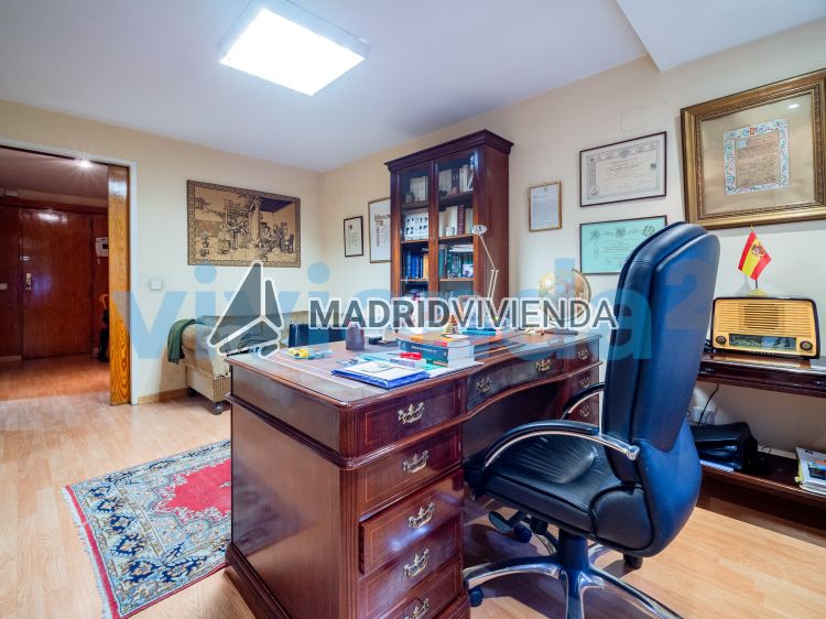 oficina en venta en Nueva España (Distrito Chamartín. Madrid Capital) por 606.000 €