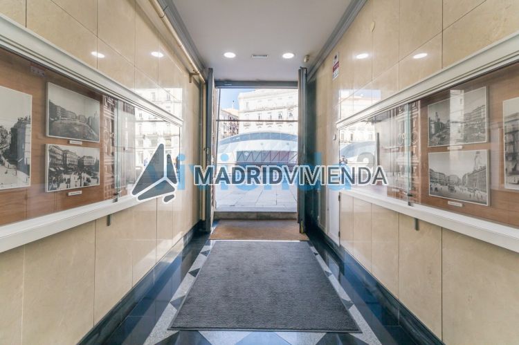 nave / local en venta en Sol (Distrito Centro. Madrid Capital) por 440.000 €