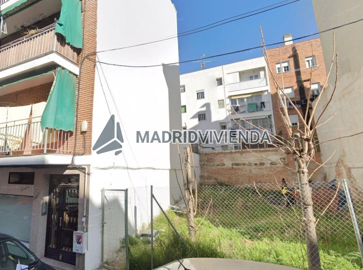 terreno en venta en Numancia (Distrito Puente de Vallecas. Madrid Capital) por 330.000 €