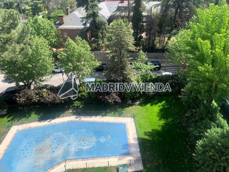 ático en venta en Ciudad Universitaria (Distrito Moncloa. Madrid Capital) por 1.190.000 €