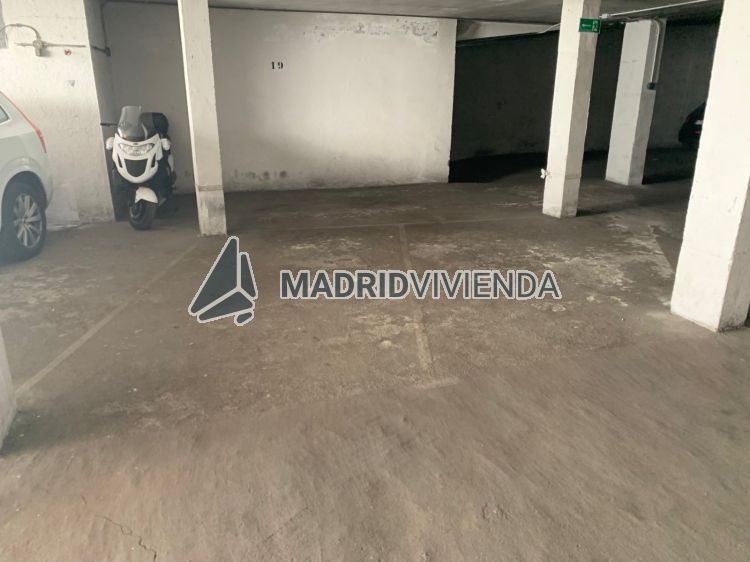 garaje en venta en Valdeacederas (Distrito Tetuán. Madrid Capital) por 11.500 €