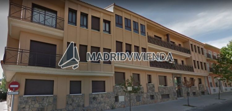 garaje en venta en Manzanares El Real por 5.000 €