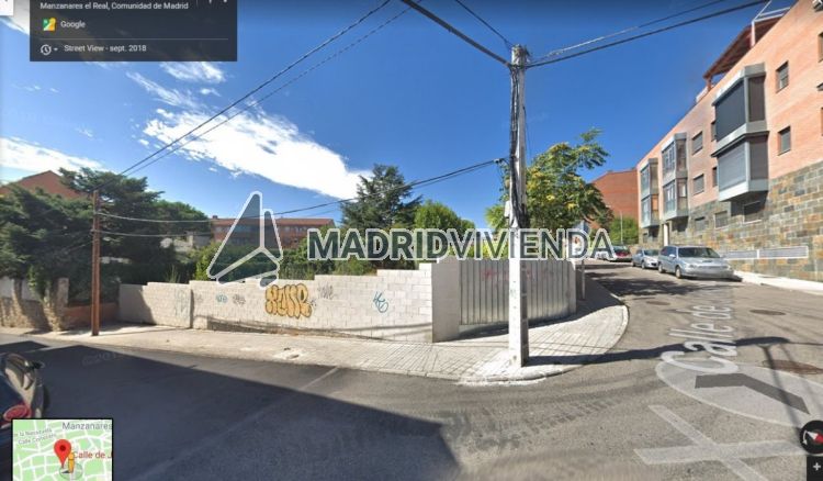 terreno en venta en Manzanares El Real por 370.000 €