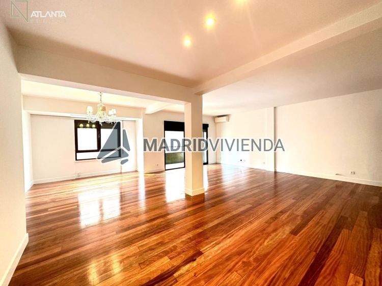 piso en alquiler en Castellana (Distrito Salamanca. Madrid Capital) por 3.600 €