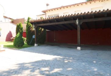 casa / chalet en venta en Villar Del Olmo por 315.000 €