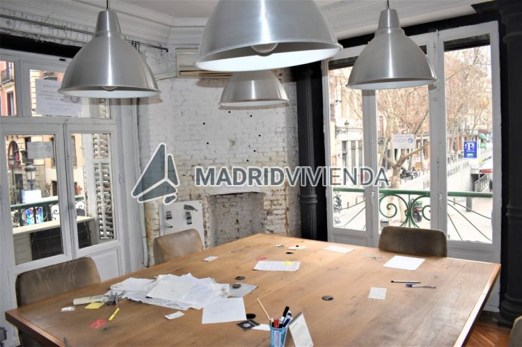 piso en venta en Cortes (Distrito Centro. Madrid Capital) por 1.350.000 €