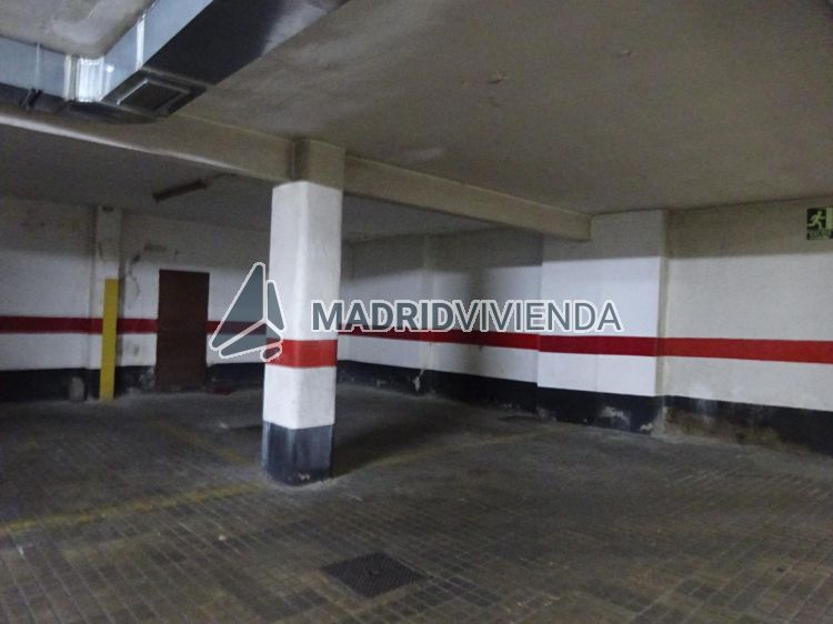 garaje en alquiler en Prosperidad (Distrito Chamartín. Madrid Capital) por 150 €