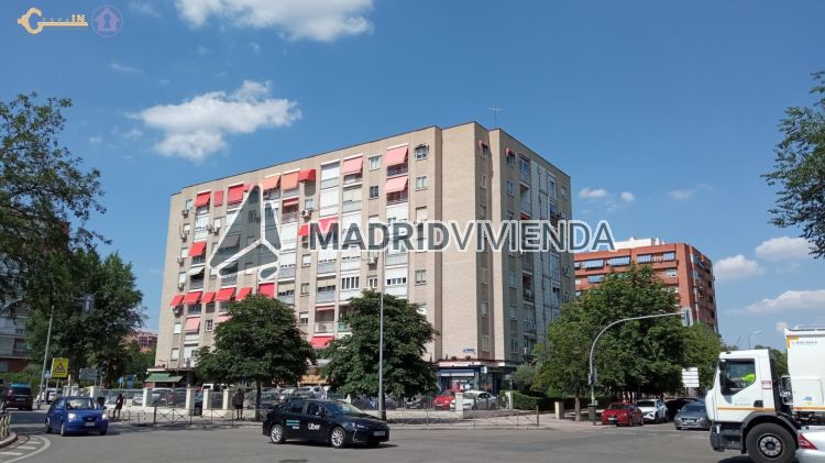 nave / local en venta en Las Águilas (Distrito Latina. Madrid Capital) por 650.000 €