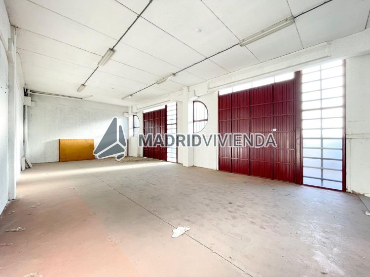 nave / local en alquiler en San Andrés (Distrito Villaverde. Madrid Capital) por 1.600 €