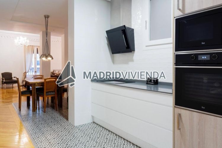 piso en venta en Recoletos (Distrito Salamanca. Madrid Capital) por 1.200.000 €