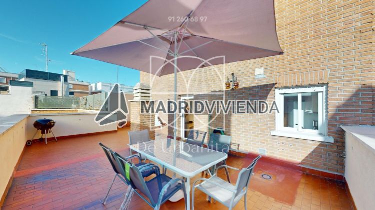 ático en alquiler en El Viso (Distrito Chamartín. Madrid Capital) por 1.800 €