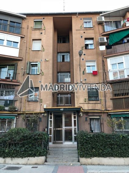 piso en venta en Comillas (Distrito Carabanchel. Madrid Capital) por 84.900 €