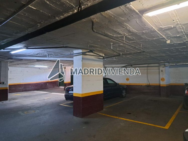 garaje en alquiler en San Pascual (Distrito Ciudad Lineal. Madrid Capital) por 150 €