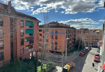 piso en venta en San Isidro (Distrito Carabanchel. Madrid Capital) por 198.000 €
