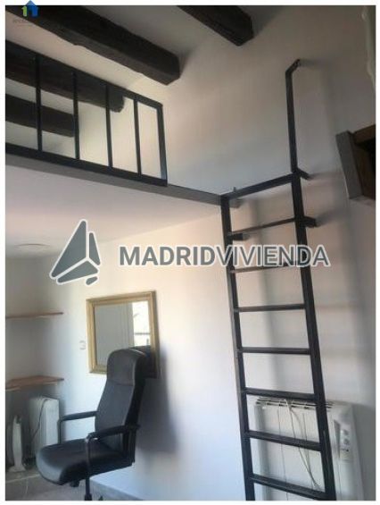 piso en alquiler en Sol (Distrito Centro. Madrid Capital) por 600 €