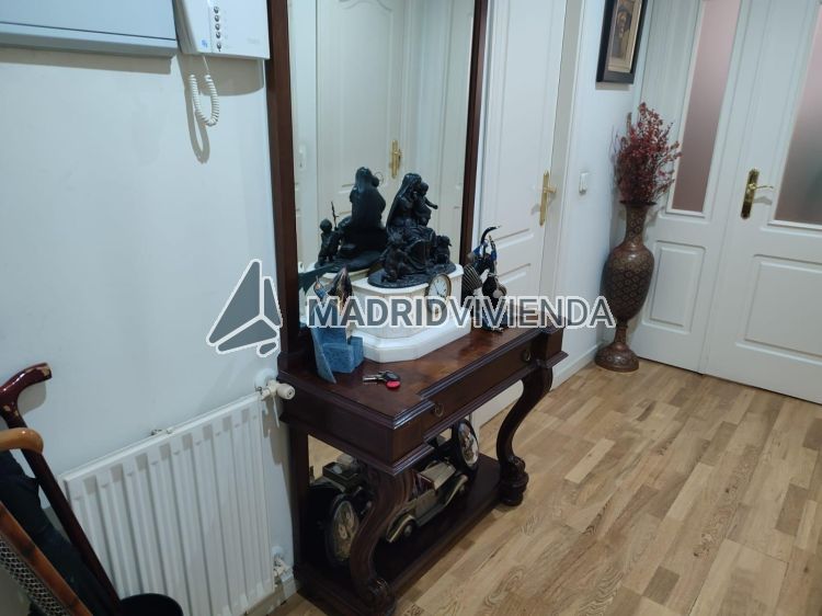 piso en venta en Rejas (Distrito San Blas. Madrid Capital) por 426.000 €