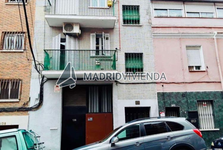 piso en venta en Pradolongo (Distrito Usera. Madrid Capital) por 130.000 €