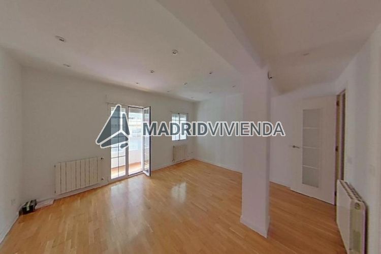 piso en venta en Barrio del Pilar (Distrito Fuencarral. Madrid Capital) por 341.000 €
